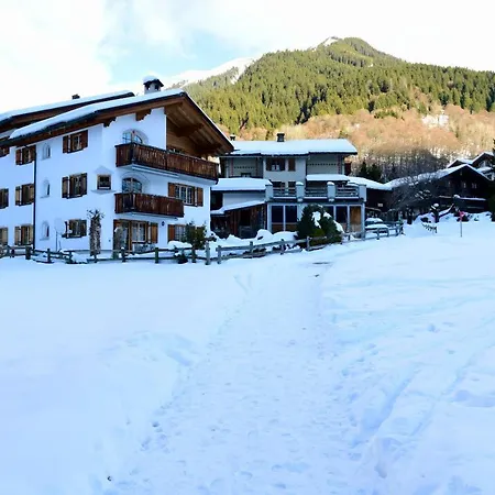Alpine Tradition * Klosters